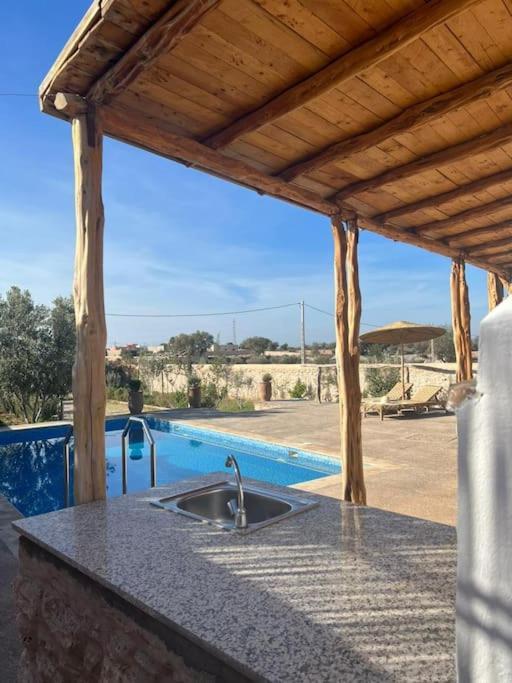 Le Petit Chalet. As-Suwajra Zewnętrze zdjęcie